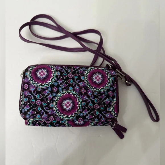 Vera Bradley All in One Wallet Crossbody Bag Adjustable and Removable Strap - Picture 3 of 11